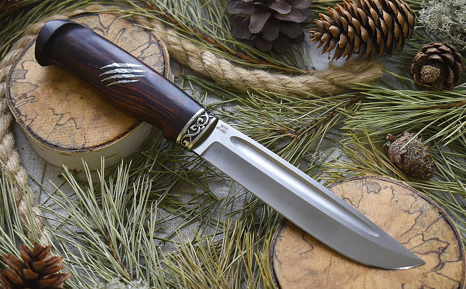 Охотничий нож из стали М398